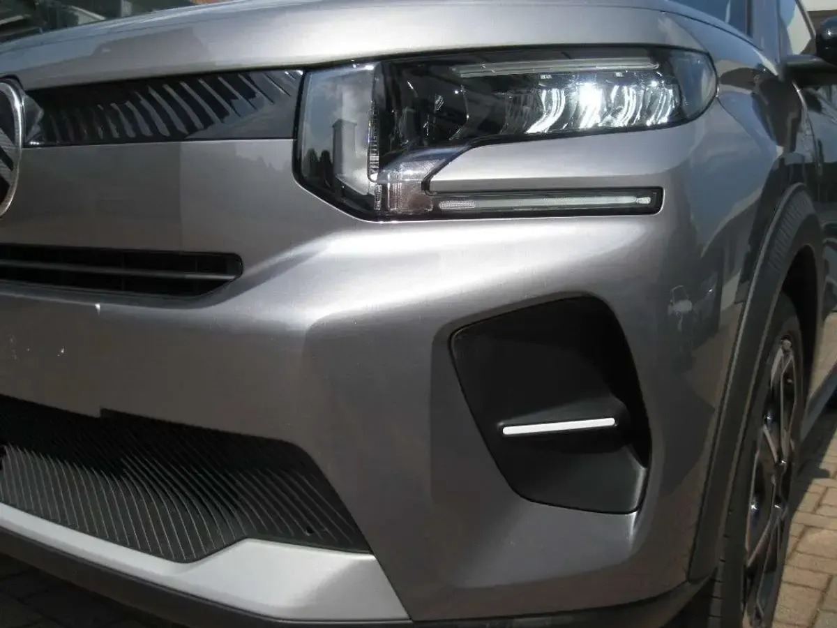 Usata Citroën C3 PureTech 101 CV (74 kW) 2025 Mercury grey SUV