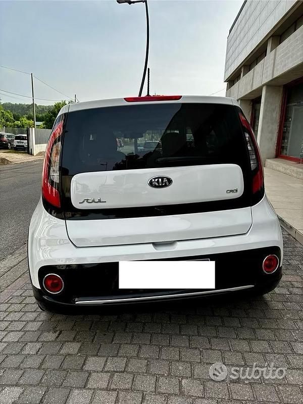 Usata Kia Soul 136 CV (100 kW) 2017 Bianco SUV