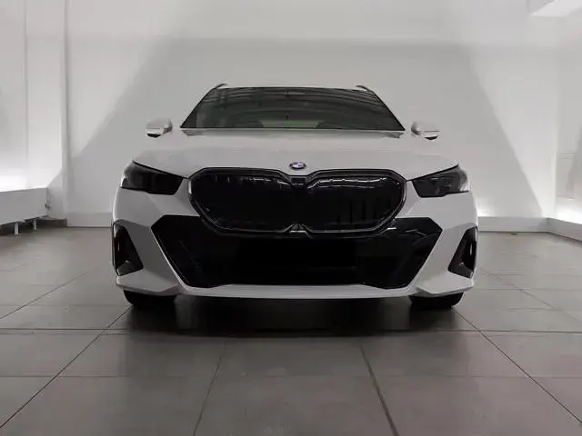 Usata BMW 520 M Sport 197 CV (144 kW) 2025 Bianco Station wagon