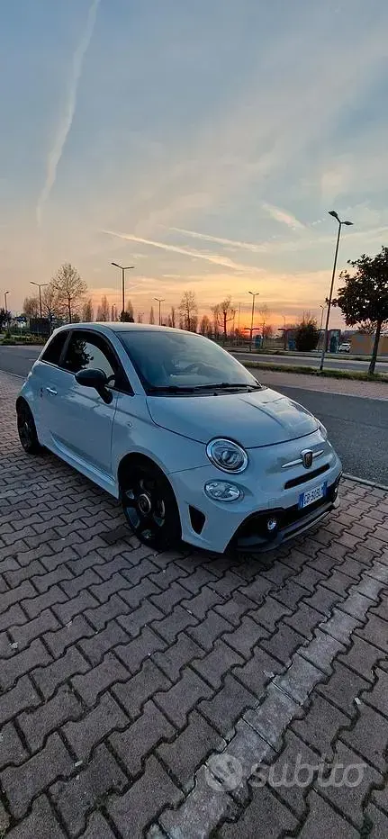 Usata Abarth 595 Custom 145 CV (106 kW) 2020 Grigio Berlina