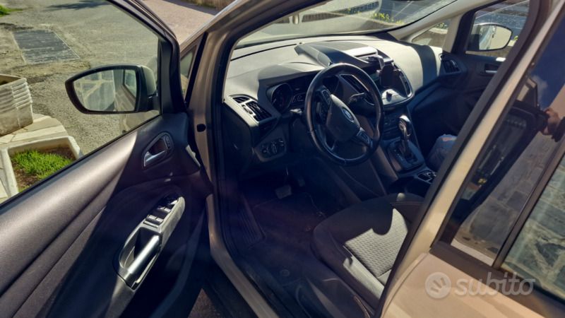 Begagnad Ford C-MAX 120 HK (88 kW) 2017 Grå Minibuss