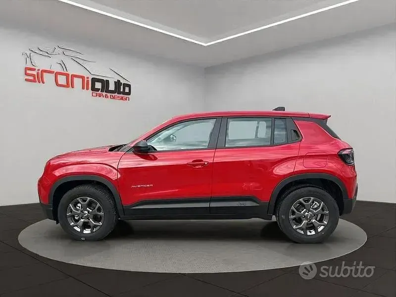 Nuova Jeep Avenger Longitude 101 CV (74 kW) 2025 Rosso SUV