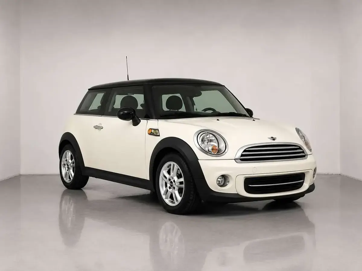 Usata Mini Cooper 122 CV (89 kW) 2012 Beige tetto nero Utilitaria
