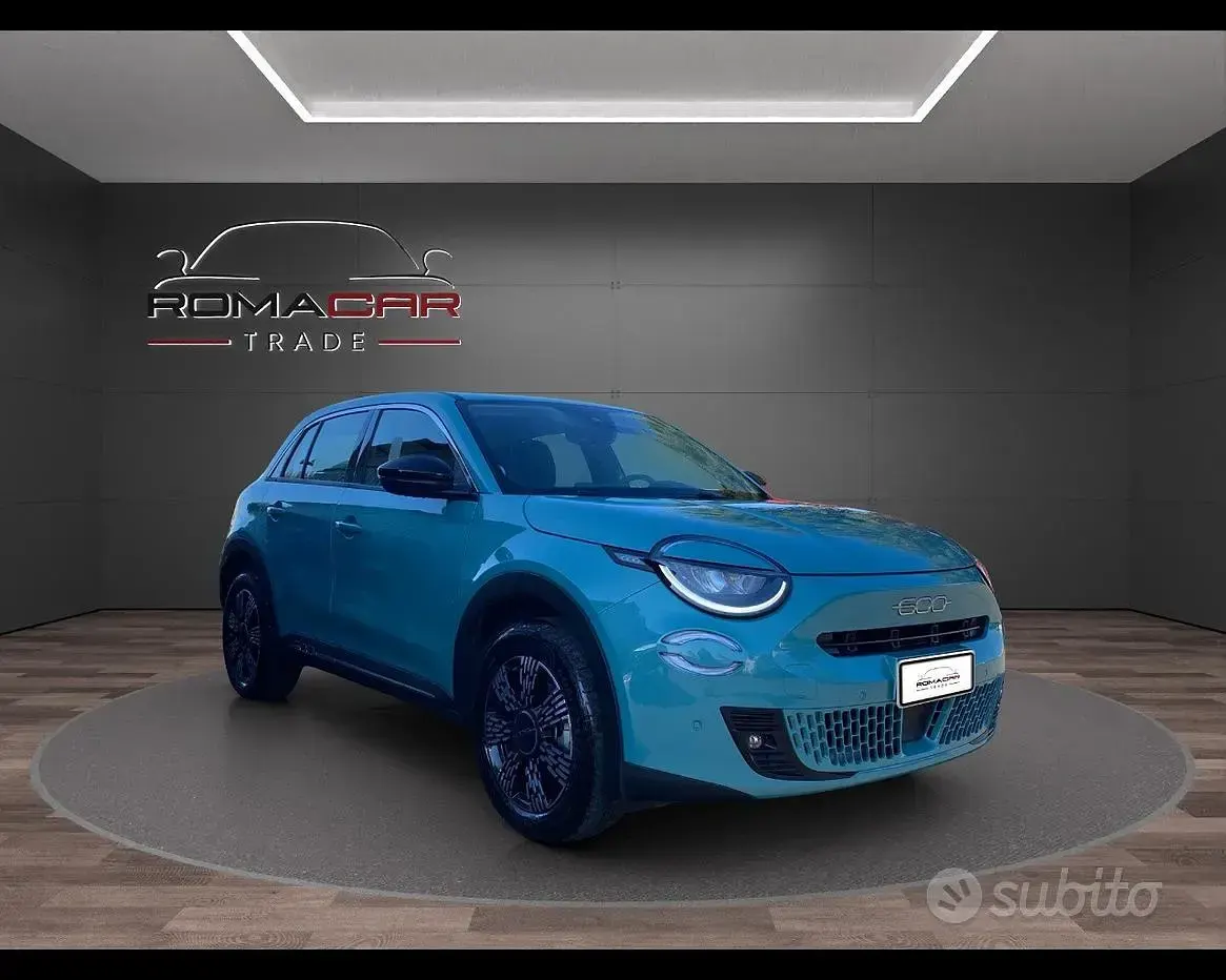 Usata Fiat 600 136 CV (100 kW) 2025 Bluazzurro SUV