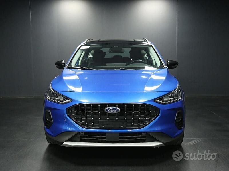 Usata Ford Focus Active 116 CV (85 kW) 2023 Blu Station wagon