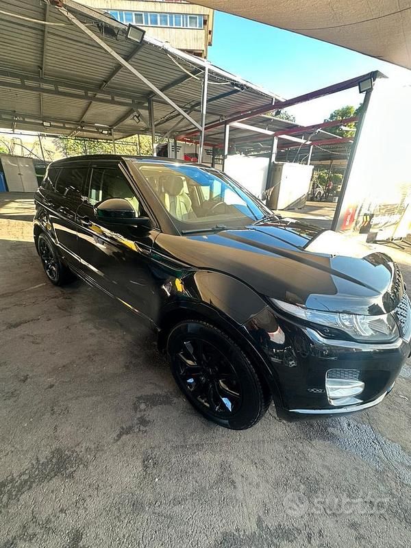 Usata Land Rover Range Rover evoque 150 CV (110 kW) 2014 Nero Furgone