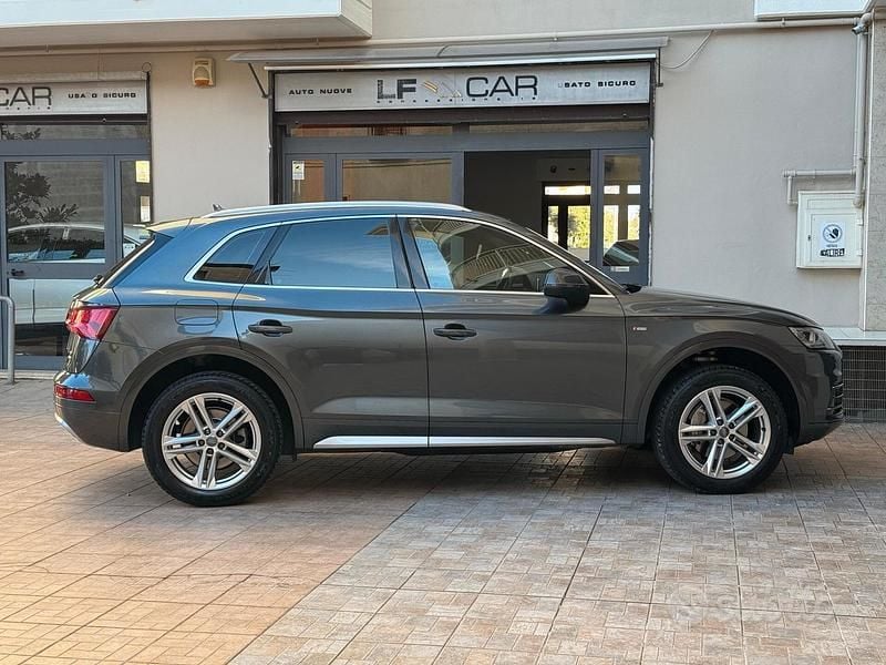 Usata Audi Q5 S-Line 190 CV (139 kW) 2017 Grigio SUV