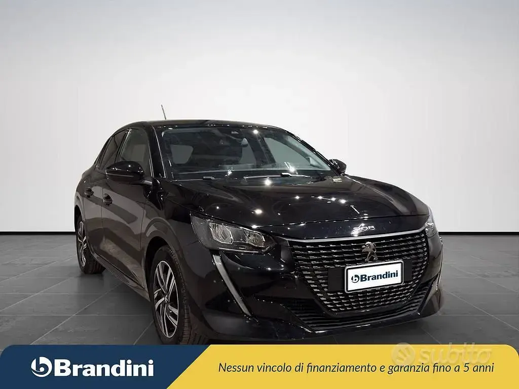 Usata Peugeot 208 Allure 101 CV (74 kW) 2022 Nero Utilitaria