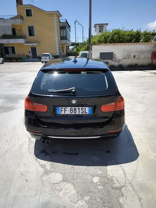 Usata BMW 330 Comfort Edition 258 CV (189 kW) 2016 Nero Station wagon