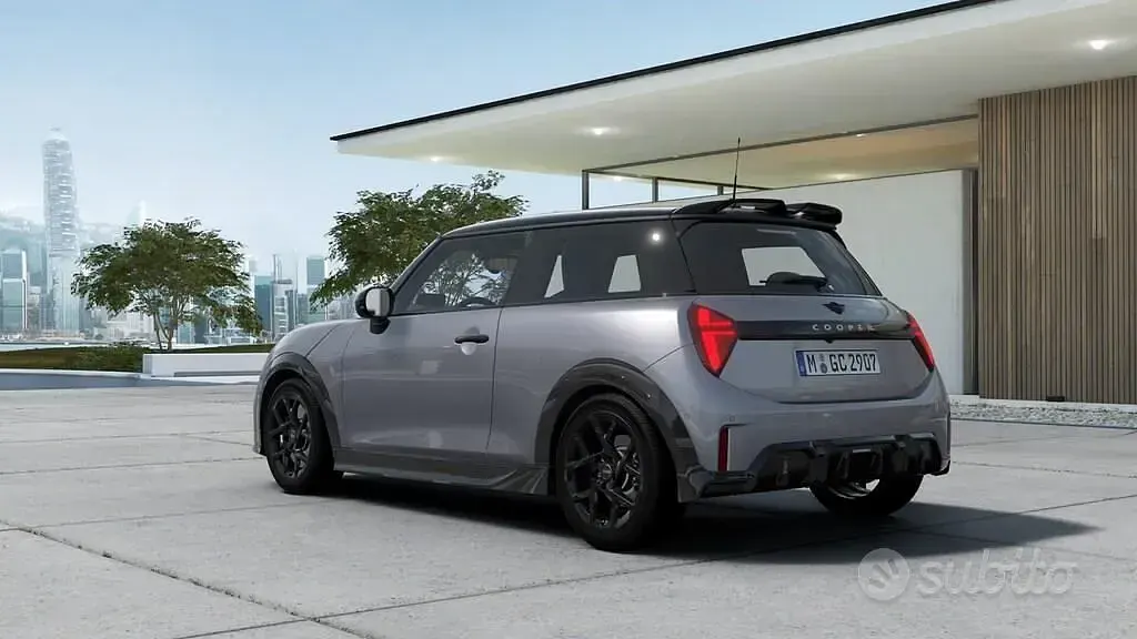 Nuova Mini John Cooper Works 156 CV (114 kW) 2026 Melting silver iii Utilitaria