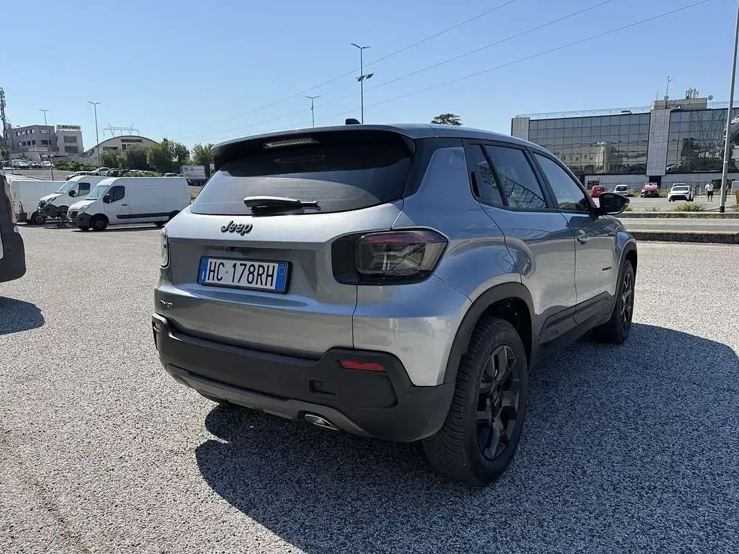 Usata Jeep Avenger Overland 136 CV (100 kW) 2025 SUV