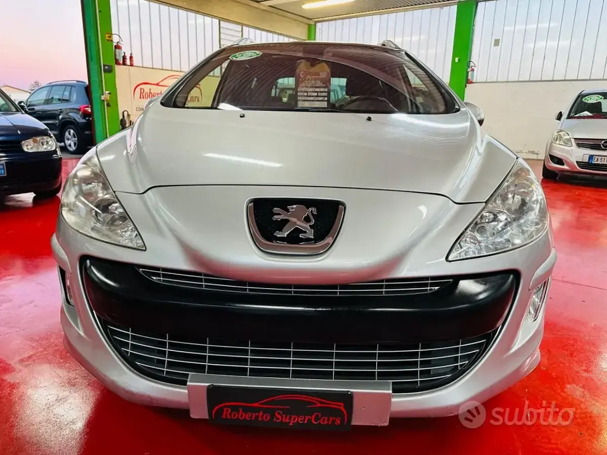 Usata Peugeot 308 110 CV (80 kW) 2010 Grigio Station wagon