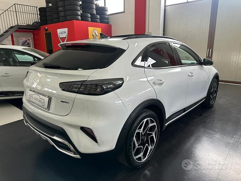 Usado Kia XCeed GT-Line 160 CV (117 kW) 2024 Blanco SUV