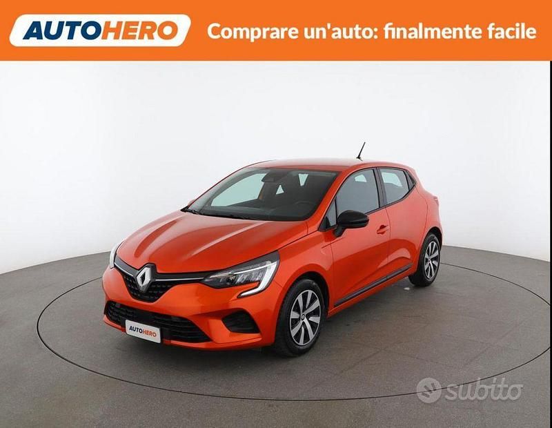 Usata Renault Clio V Equilibre 65 CV (47 kW) 2023 Arancione Berlina