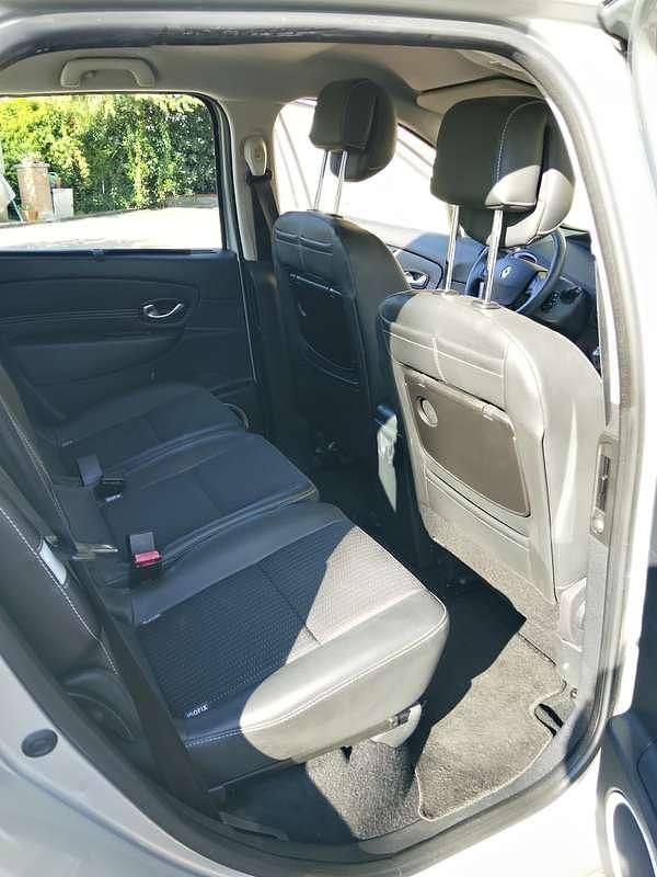 Usata Renault Scénic III Dynamique 110 CV (80 kW) 2011 Monovolume