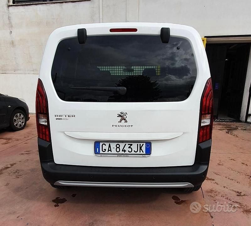 Usata Peugeot Rifter Allure 131 CV (96 kW) 2020 Bianco Monovolume