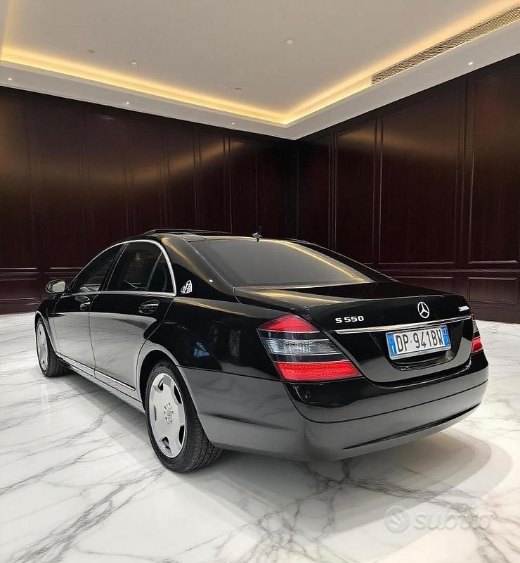 Usado Mercedes S500 387 CV (284 kW) 2007 Negro Berlina