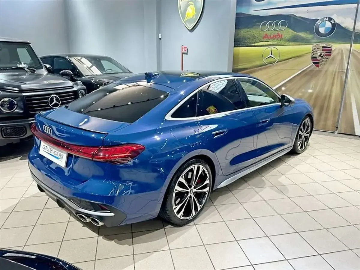 Usata Audi S5 Ambiente 367 CV (269 kW) 2025 Blu/azzurro Berlina