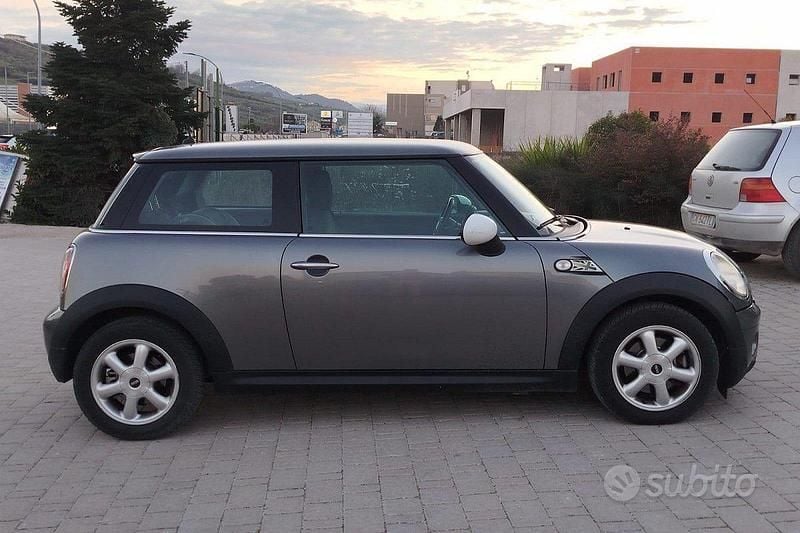 Usata Mini One D 90 CV (66 kW) 2010 Grigio Utilitaria