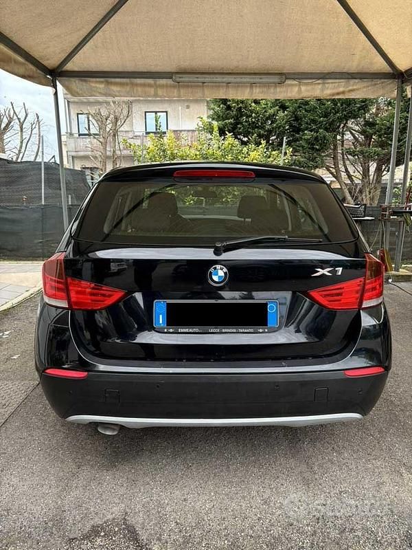 Begagnad BMW X1 143 HK (105 kW) 2012 Svart SUV