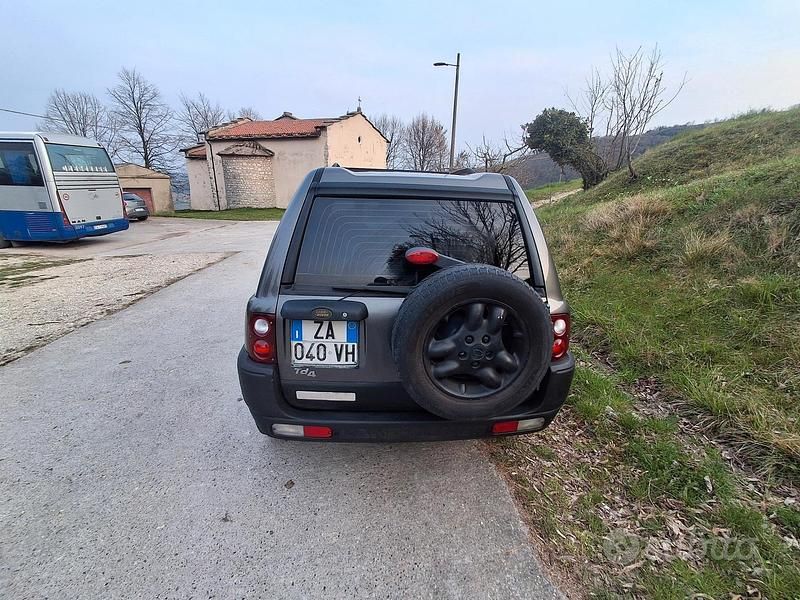 Usata Land Rover Freelander 2003 Grigio SUV