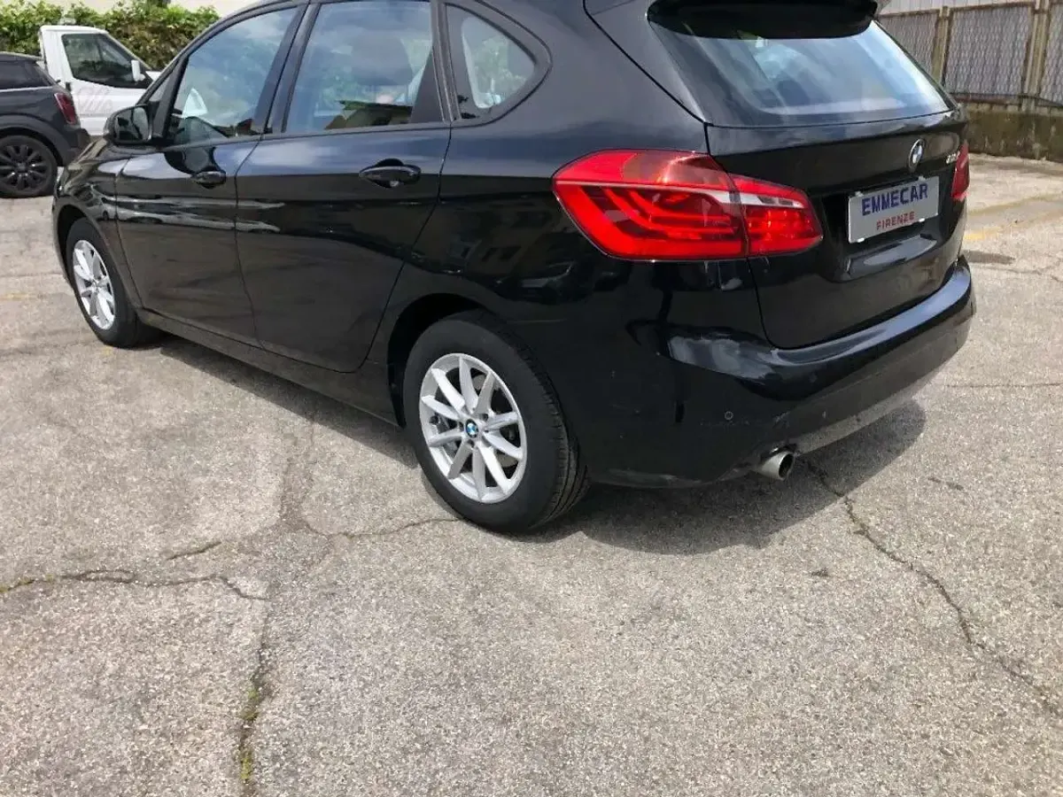 Gebraucht BMW 218 Active Tourer 150 PS (110 kW) 2015 Blau Van / Kleinbus