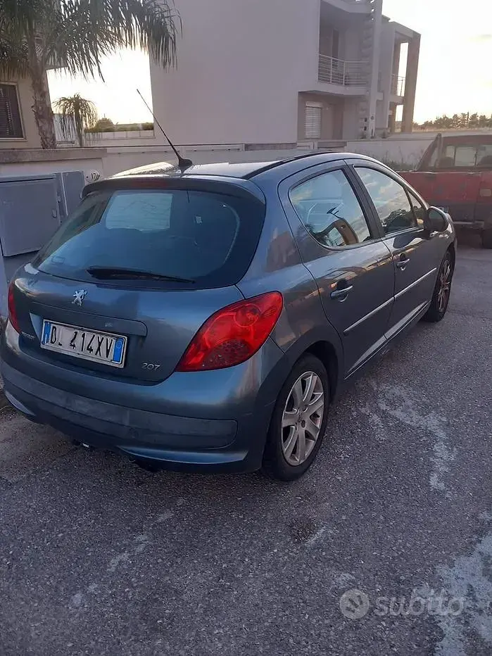 Usata Peugeot 207 93 CV (68 kW) 2007 Grigio Berlina