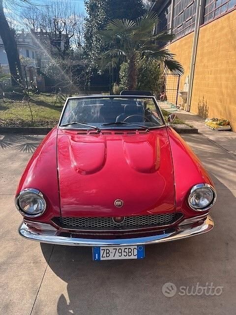 Usata Fiat 124 Spider 88 CV (64 kW) 1970 Rosso Cabrio
