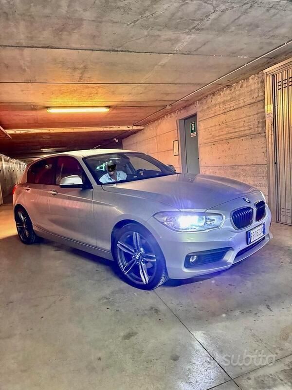 Usata BMW 118 Performance 150 CV (110 kW) 2018 Grigio Utilitaria