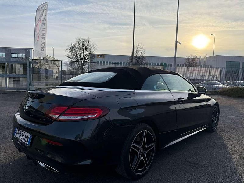 Usata Mercedes C180 Premium Plus 156 CV (114 kW) 2020 Other Cabrio
