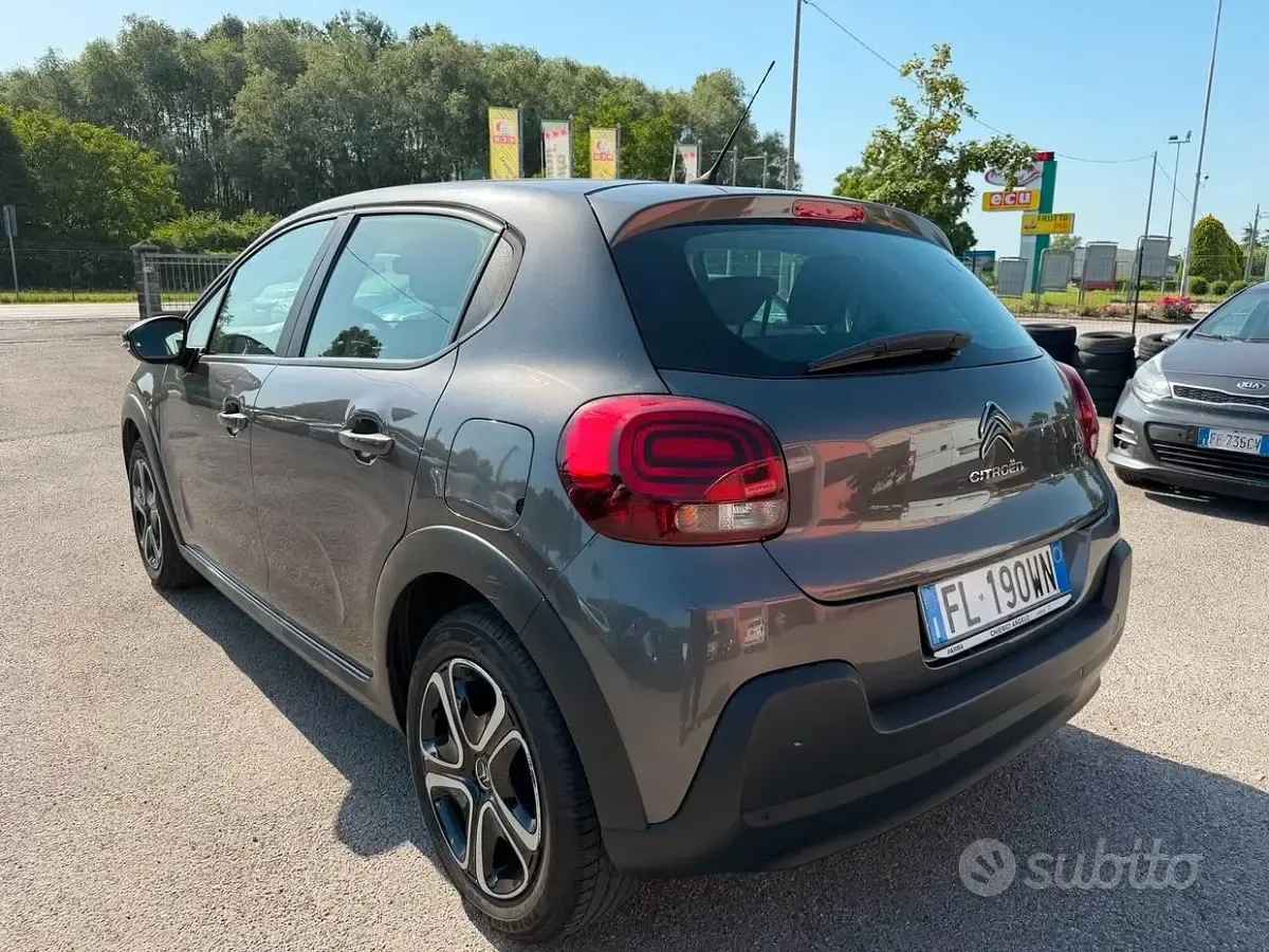 Usata Citroën C3 PureTech 82 CV (60 kW) 2017 Grigio Berlina