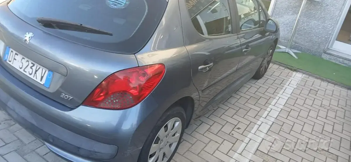 Usata Peugeot 207 2007 Utilitaria