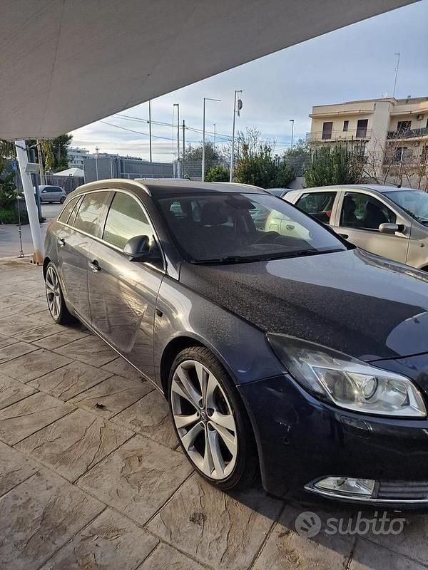 Occasion Opel Insignia 160 ch (117 kW) 2011 Noir Break