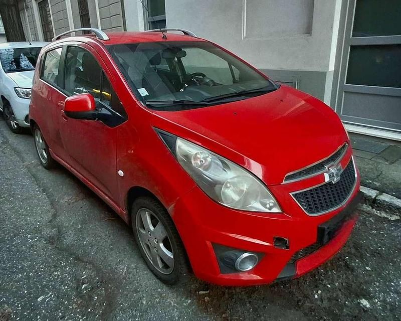 Usata Chevrolet Spark LT 82 CV (60 kW) 2012 Rosso Utilitaria