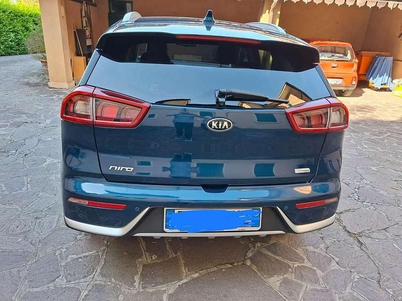 Usado Kia Niro Style 105 HP (77 kW) 2019 SUV