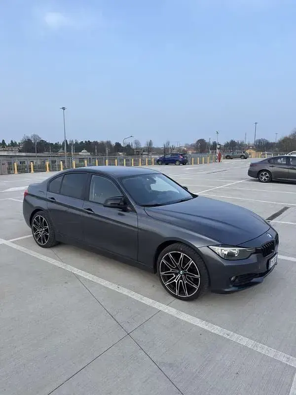 Usata BMW 316 Sport Line 116 CV (85 kW) 2012 Berlina