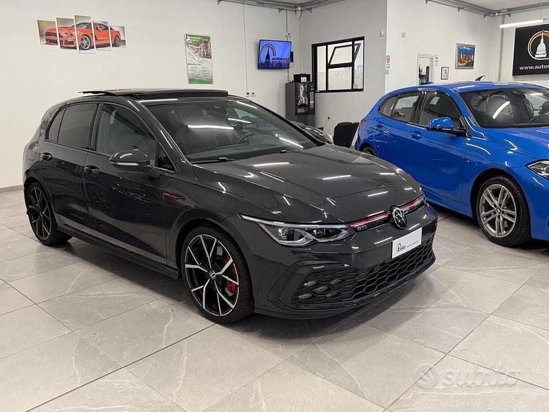 Usata VW Golf VIII GTI 245 CV (180 kW) 2023 Grigio Berlina