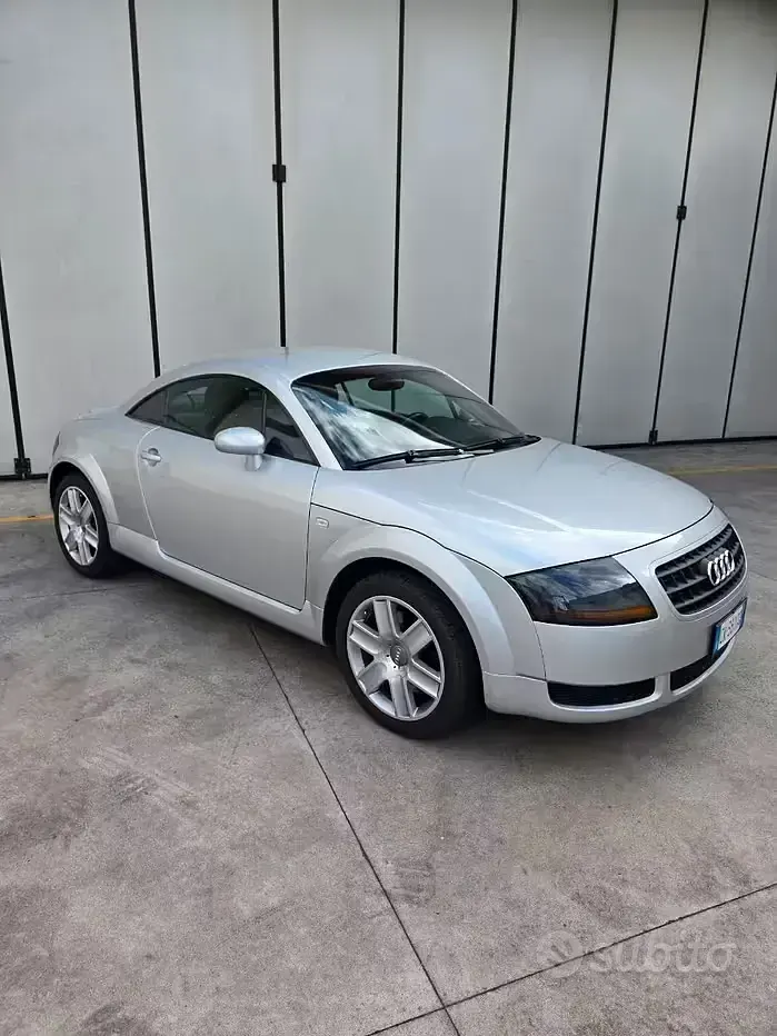 Usata Audi TT Sport 179 CV (131 kW) 2003 Grigio Coupé