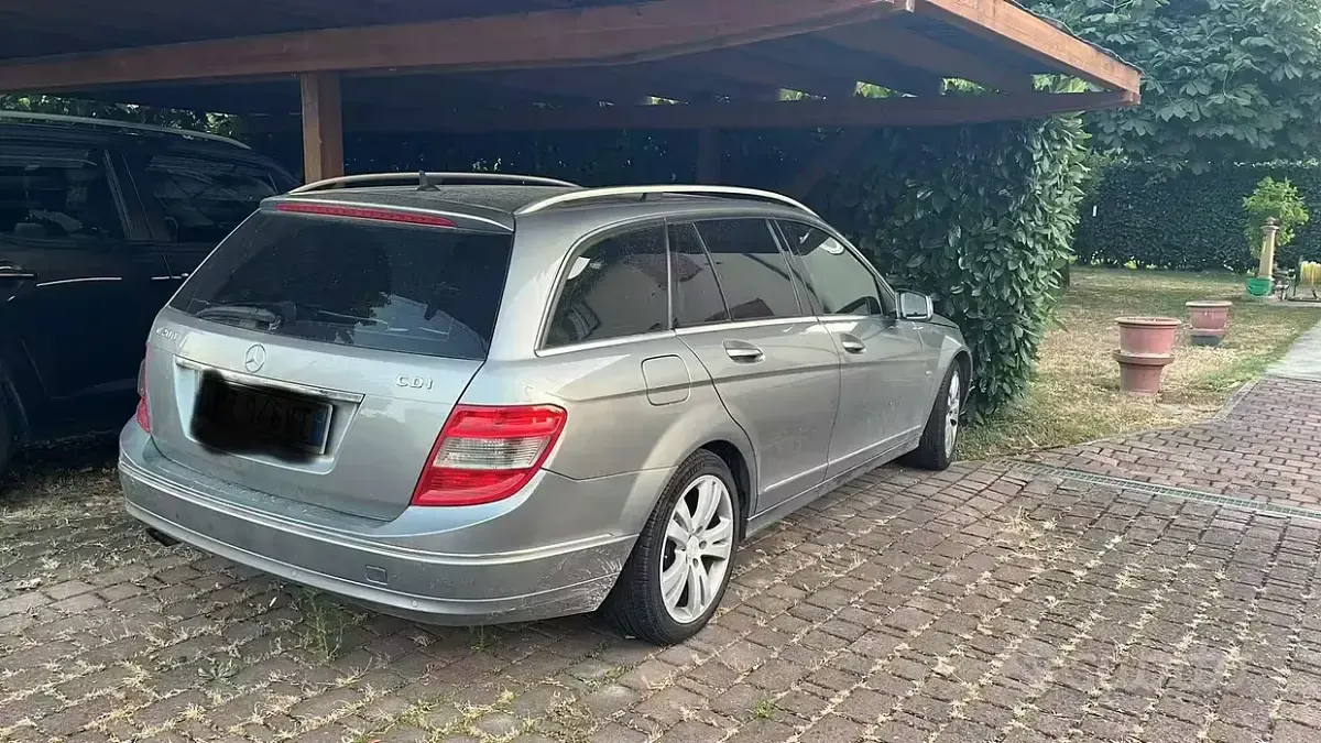 Usata Mercedes C200 136 CV (100 kW) 2015 Grigio Station wagon