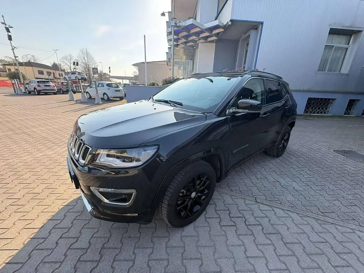 Usata Jeep Compass Limited 131 CV (96 kW) 2021 Nero SUV