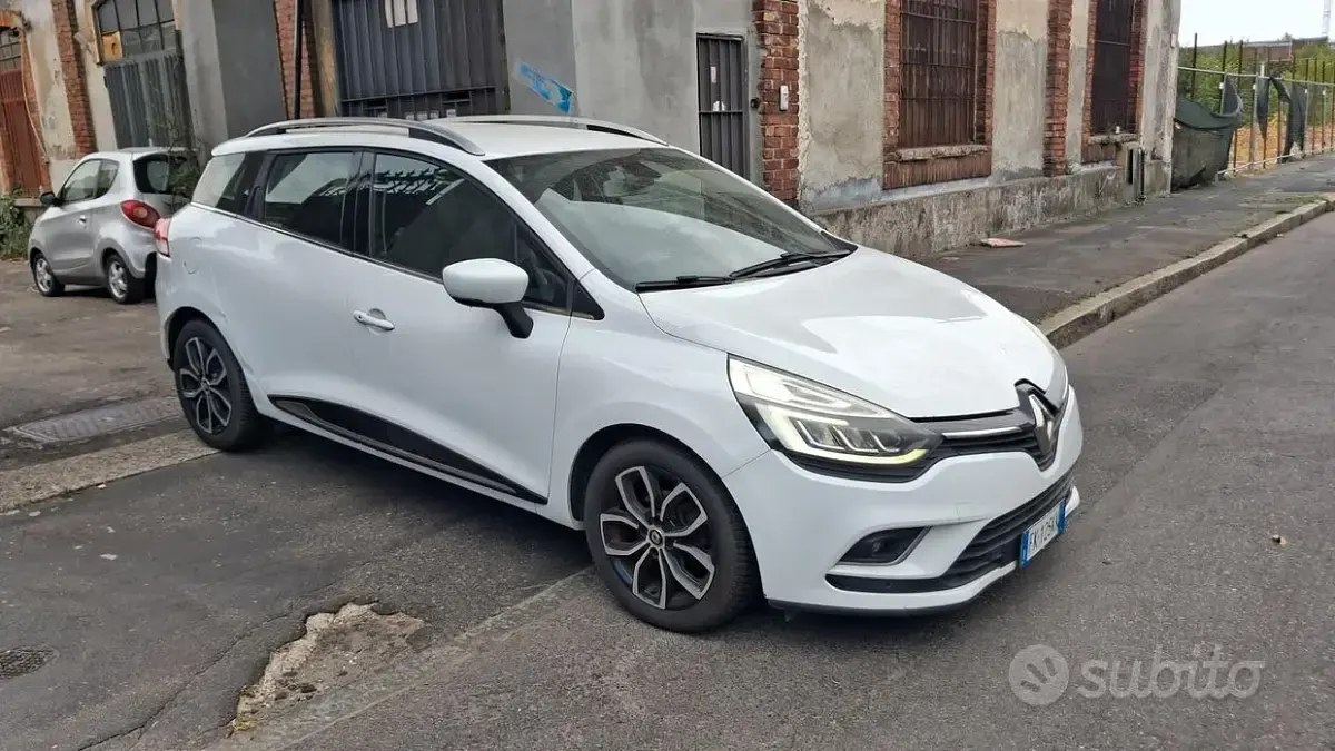 Usata Renault Clio Intens 75 CV (55 kW) 2017 Bianco Station wagon