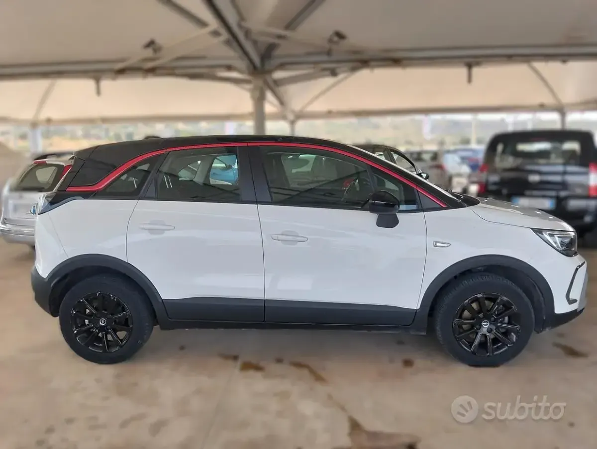 Usata Opel Crossland GS Line 131 CV (96 kW) 2021 Bianco SUV