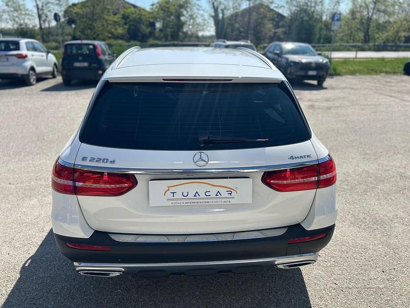 Usata Mercedes E220 Premium Plus 194 CV (142 kW) 2019 Bianco Station wagon