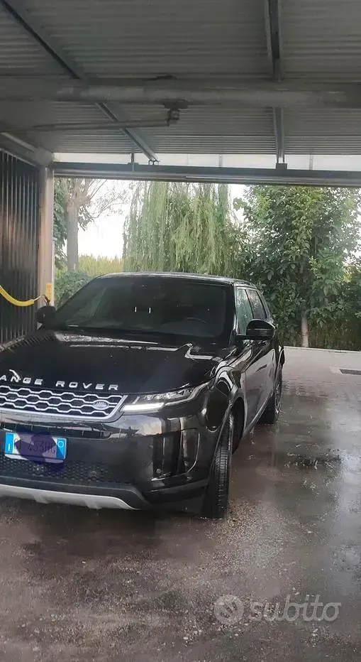 Usata Land Rover Range Rover evoque 160 CV (117 kW) 2021 Nero SUV
