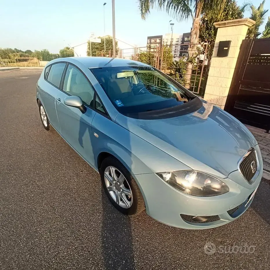 Usata Seat Leon 105 CV (77 kW) 2006 Utilitaria