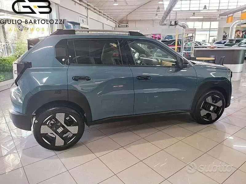 Nuova Fiat Grande Panda La Prima 110 CV (80 kW) 2025 Blu/azzurro Utilitaria