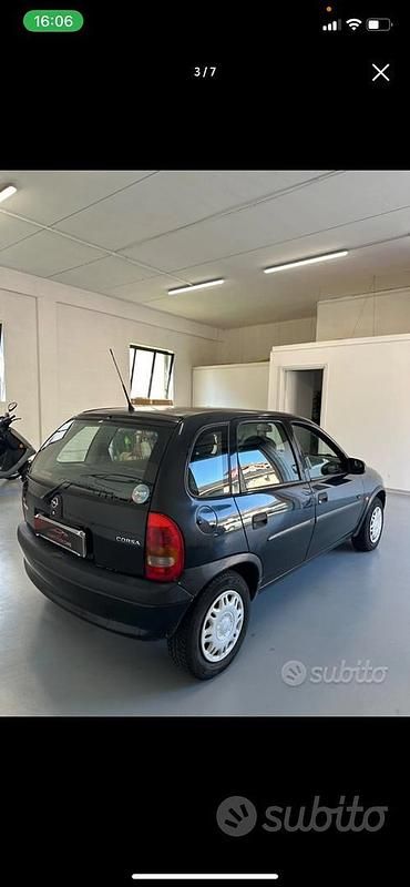 Usata Opel Corsa 1997 Nero Utilitaria