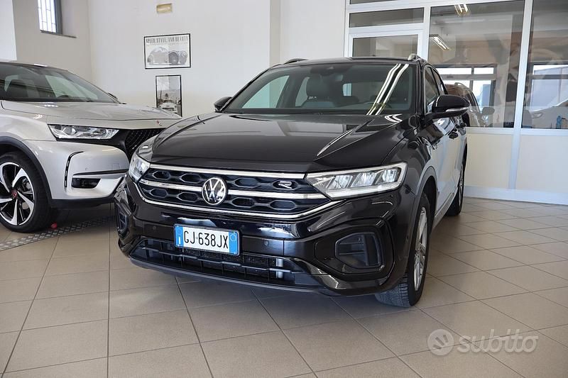 Usata VW T-Roc R-line 110 CV (80 kW) 2022 Nero SUV