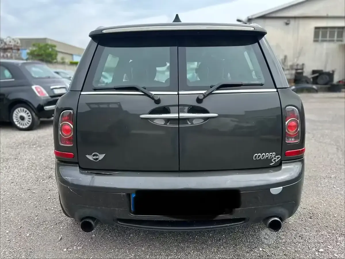 Usata Mini Cooper SD Clubman 143 CV (105 kW) 2011 Nero Station wagon