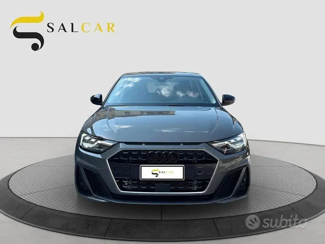 Usata Audi A1 150 CV (110 kW) 2024 Grigio SUV